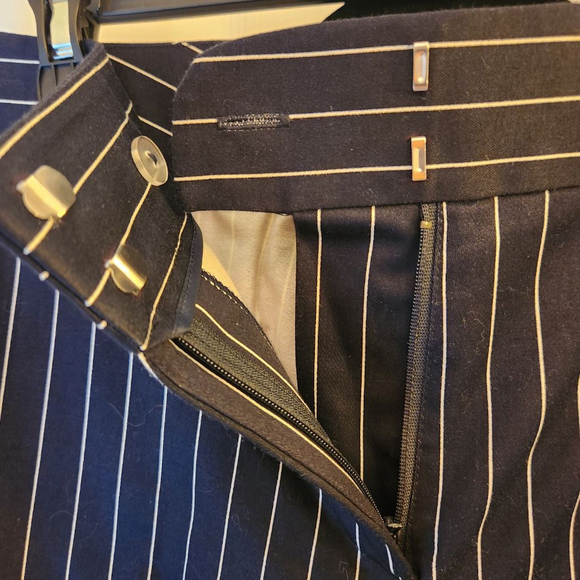 Oscar de la Renta Navy Blue Pinstripe Embroidered Floral Pantsuit Sz: 10 cotton - Picture 7 of 14